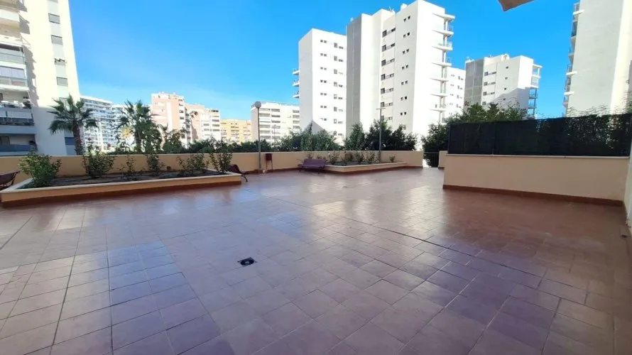 Apartment de 2 chambres à Villajoyosa, Espagne No. 677 № 12