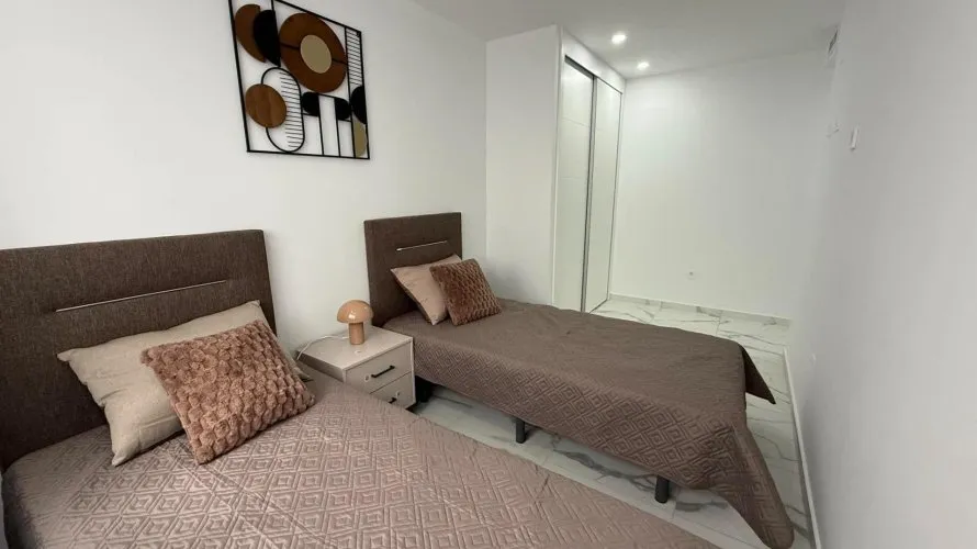 Apartment de 2 chambres à Torrevieja, Espagne No. 185