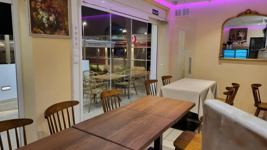 Commercial property de 85m² à Calpe, Espagne No. 580