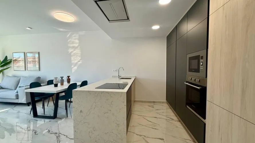 Penthouse de 2 chambres à Torrevieja, Espagne No. 676 № 17