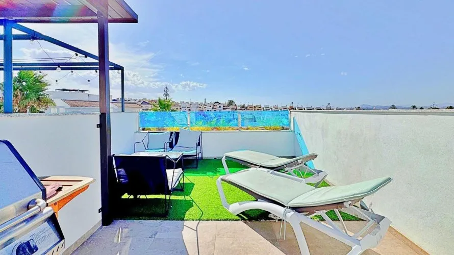 Bungalow de 3 chambres à Torrevieja, Espagne No. 591 № 25