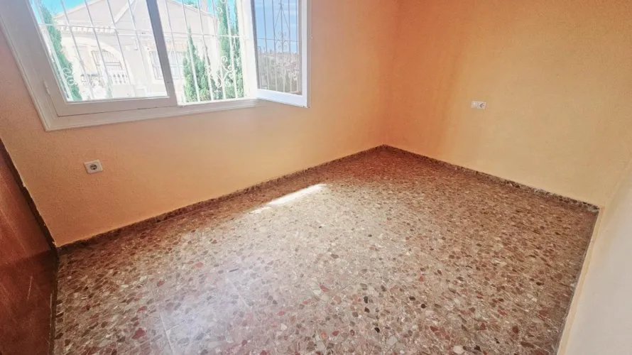 Apartment de 4 chambres à Torrevieja, Espagne No. 748 № 12