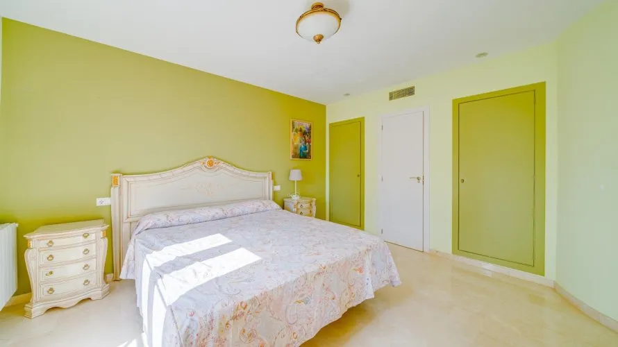 Villa de 4 chambres à Finestrat, Espagne No. 201 № 20