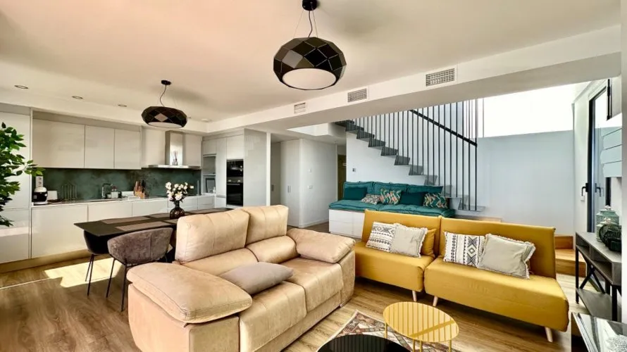 Penthouse de 3 chambres à Villajoyosa, Espagne No. 275