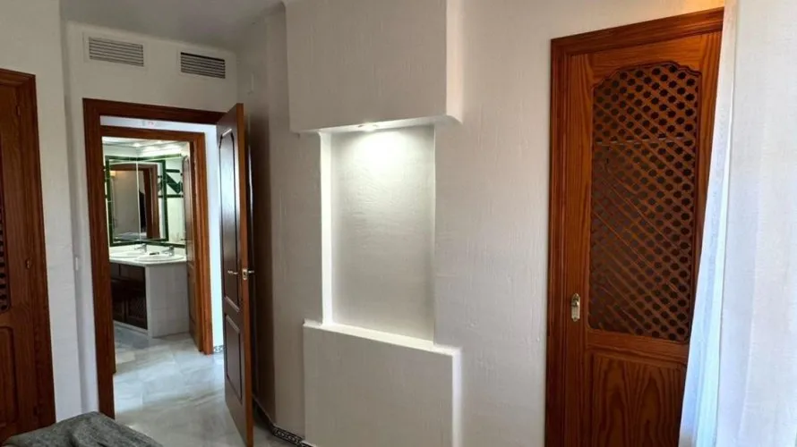 Apartment de 2 chambres à Torrevieja, Espagne No. 671 № 22