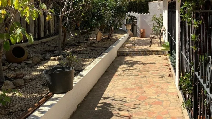Villa de 4 chambres à Albir, Espagne No. 417 № 19