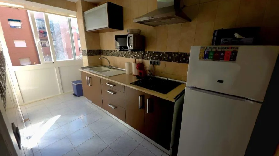 Apartment de 2 chambres à El Campello, Espagne No. 674 № 1
