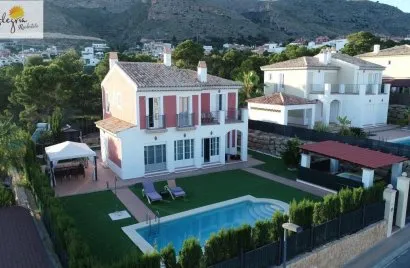 Villa de 4 chambres à Finestrat, Espagne No. 226