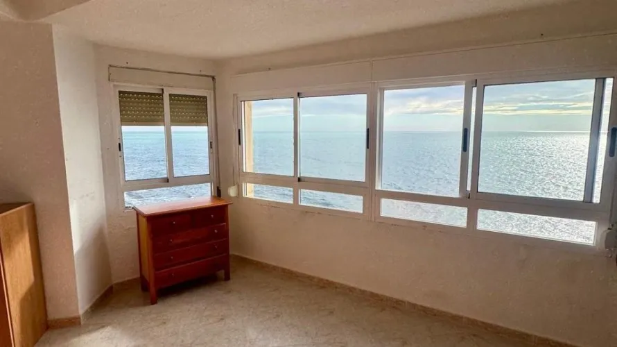 Apartment de 4 chambres à Torrevieja, Espagne No. 662 № 3