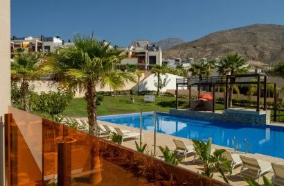 Penthouse de 2 chambres à Finestrat, Espagne No. 407