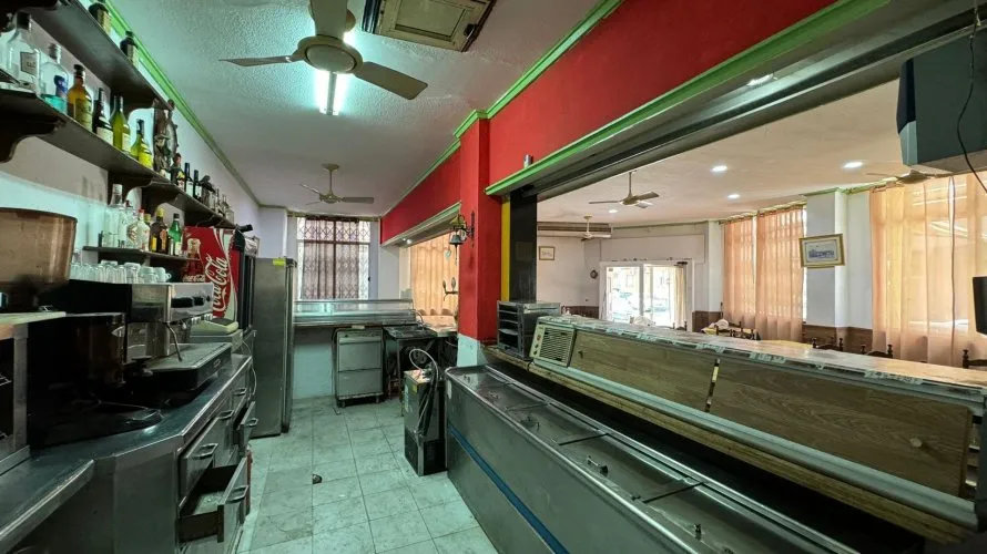 Commercial property de 118m² à Torrevieja, Espagne No. 96 № 7