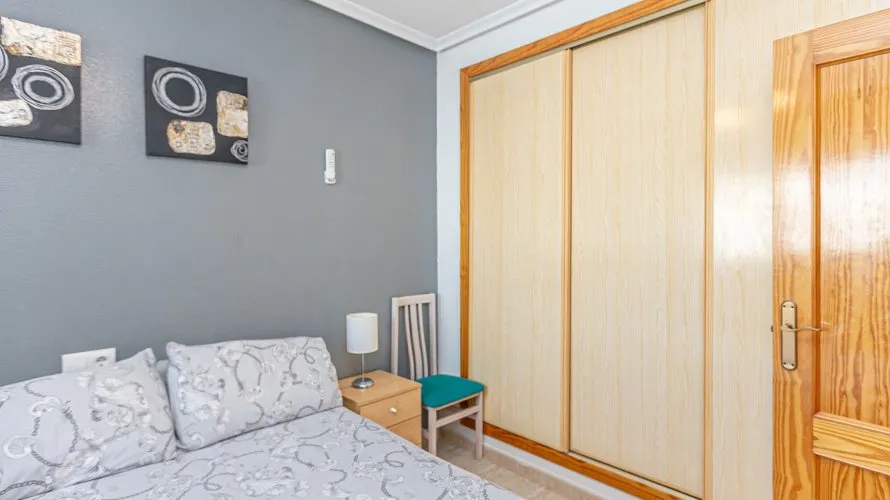 Penthouse de 89m² à Torrevieja, Espagne No. 750 № 20