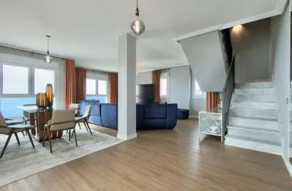 Penthouse de 4 chambres à Villajoyosa, Espagne No. 776