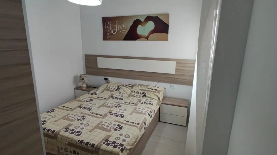 Apartment de 2 chambres à Alicante, Espagne No. 614 № 3