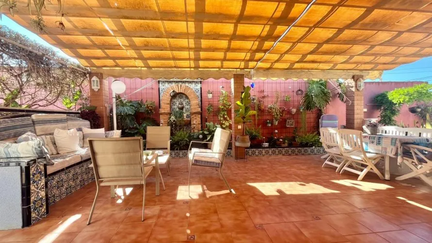 Villa de 3 chambres à Torrevieja, Espagne No. 523 № 16