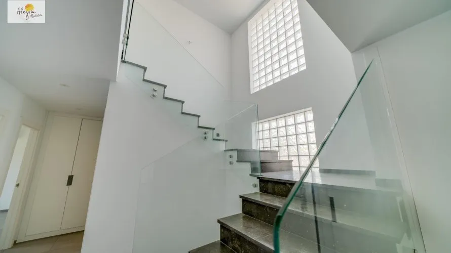Villa de 5 chambres à Calpe, Espagne No. 329 № 25