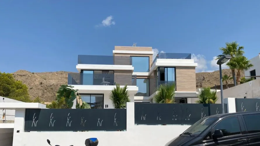 Villa de 6 chambres à Finestrat, Espagne No. 593 № 3