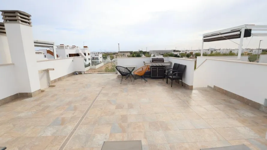Bungalow de 2 chambres à Pilar de la Horadada, Espagne No. 607 № 16