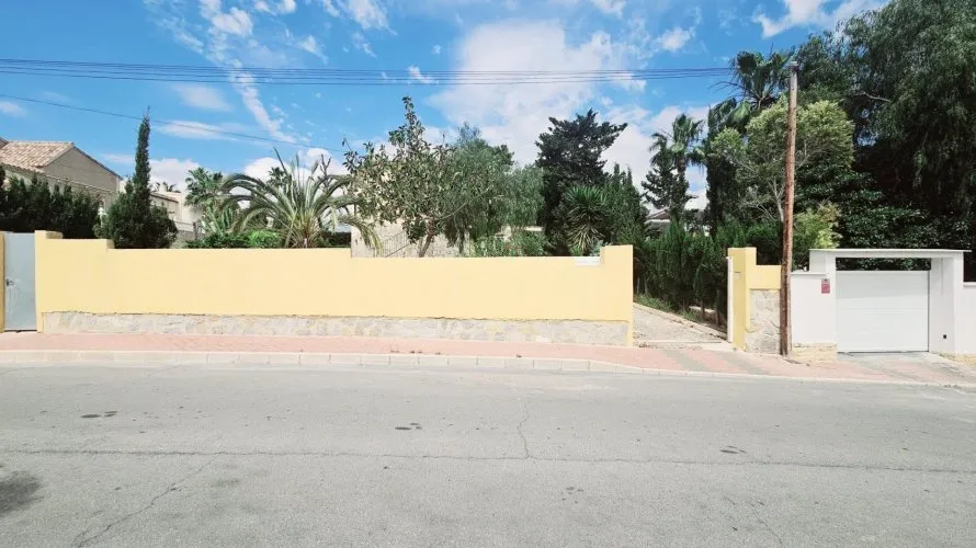 Apartment de 4 chambres à Torrevieja, Espagne No. 748