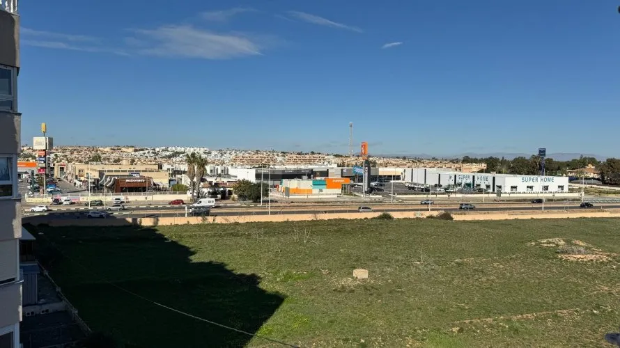 Penthouse de 2 chambres à Torrevieja, Espagne No. 658 № 14