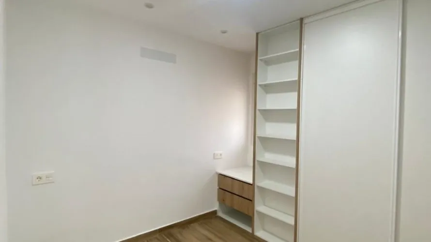 Apartment de 3 chambres à Torrevieja, Espagne No. 111 № 4