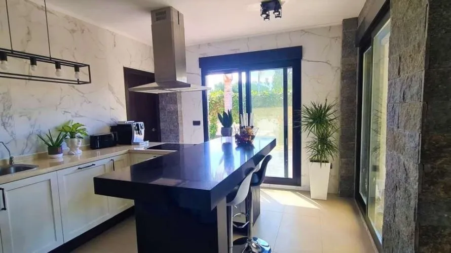 Villa de 5 chambres à Calpe, Espagne No. 268 № 11