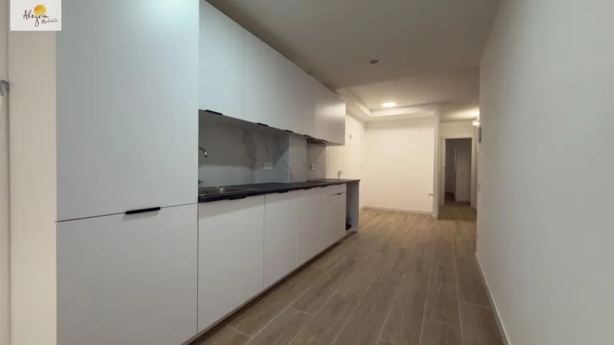 Commercial property de 8 chambres à Alicante, Espagne No. 217 № 9