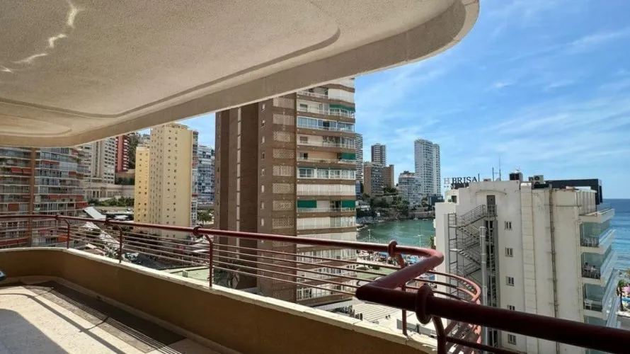 Apartment de 2 chambres à Benidorm, Espagne No. 595 № 4