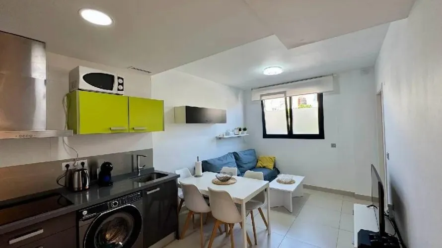 Apartment de 2 chambres à Torrevieja, Espagne No. 522 № 12