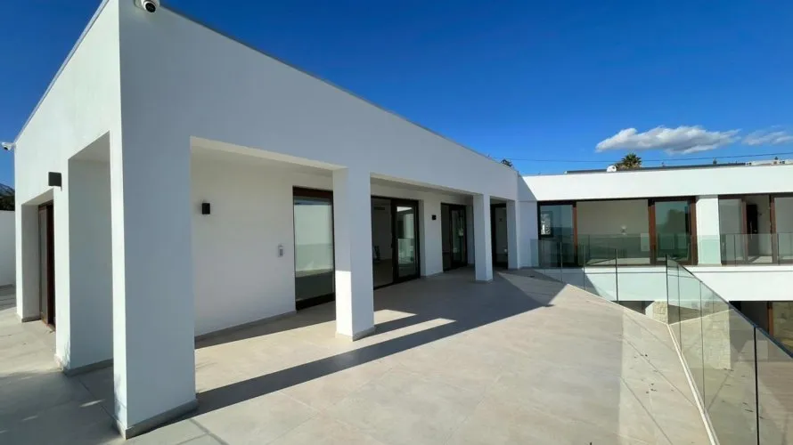 Villa de 4 chambres à Altea, Espagne No. 232 № 7