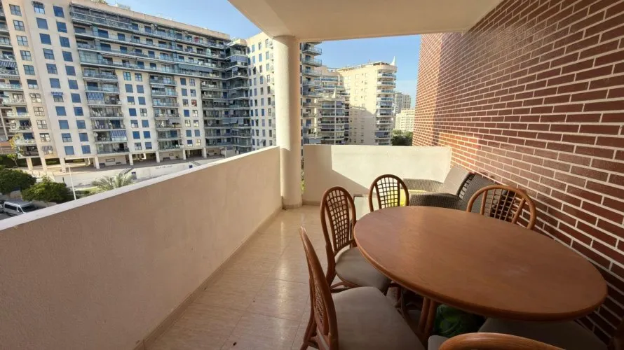 Apartment de 2 chambres à Villajoyosa, Espagne No. 747