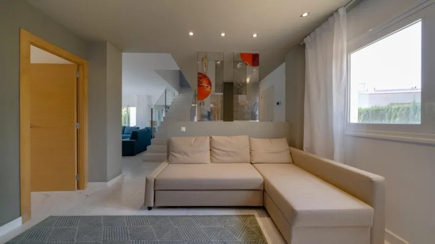 Villa de 4 chambres à Albir, Espagne No. 385 № 7
