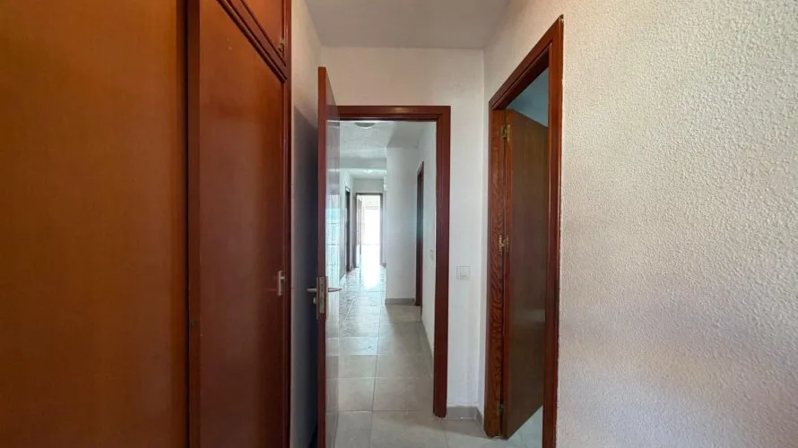Apartment de 4 chambres à Torrevieja, Espagne No. 691 № 11