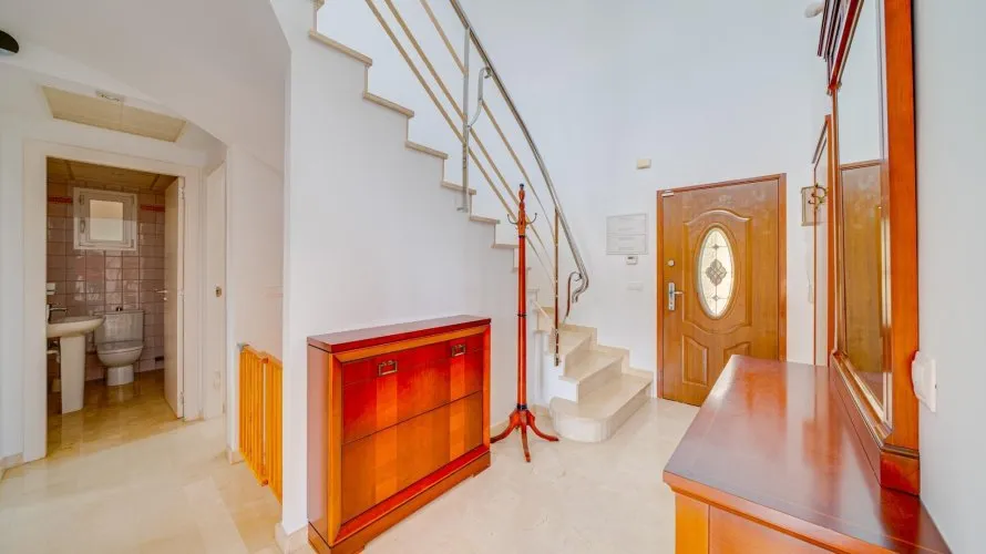 Villa de 4 chambres à Finestrat, Espagne No. 201