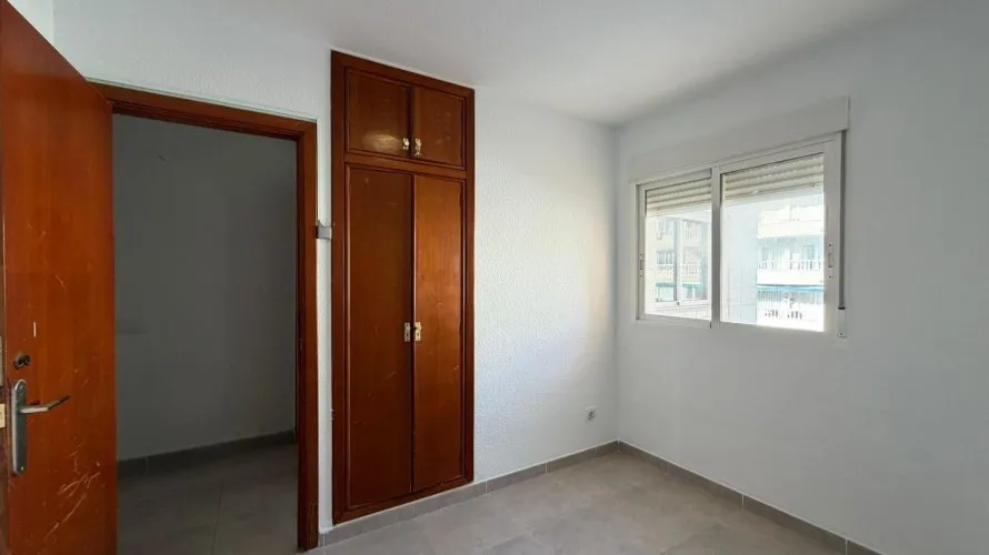 Apartment de 4 chambres à Torrevieja, Espagne No. 691 № 16