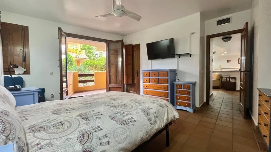 Bungalow de 2 chambres à Torrevieja, Espagne No. 661 № 21
