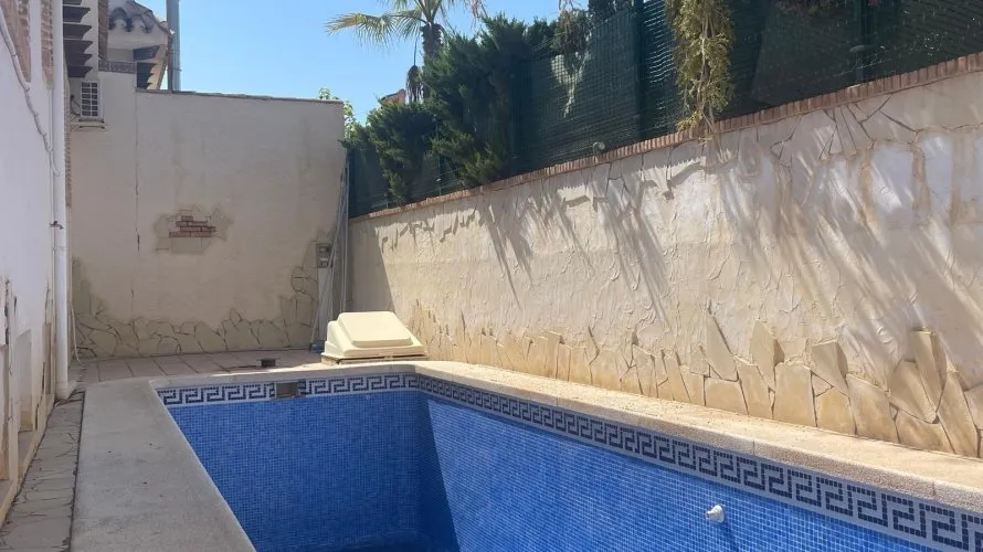 House de 5 chambres à Torrevieja, Espagne No. 569 № 27