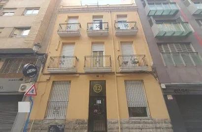 Commercial property de 21 chambre à Alicante, Espagne No. 575