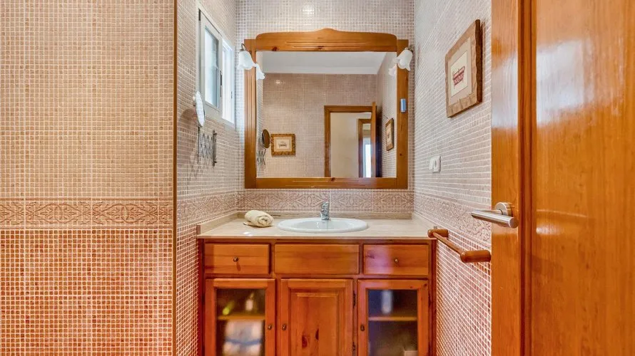 Villa de 4 chambres à Torrevieja, Espagne No. 590 № 17