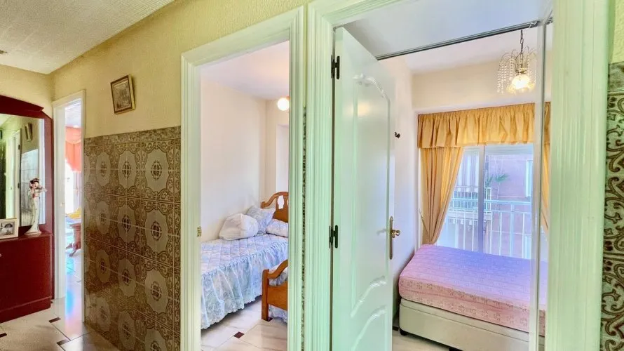 Apartment de 1 chambre à Santa Pola, Espagne No. 680 № 20