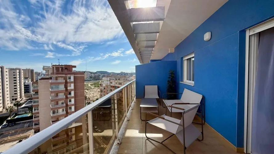 Apartment de 3 chambres à Guardamar del Segura, Espagne No. 682 № 2