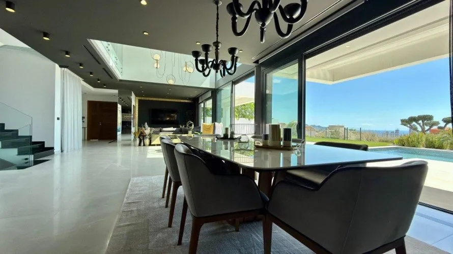 Villa de 890m² à Benidorm, Espagne No. 587 № 9