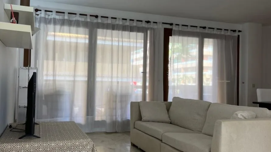 Apartment de 2 chambres à Torrevieja, Espagne No. 123 № 7