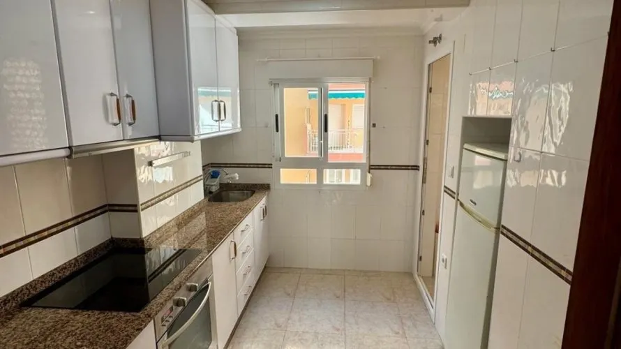 Apartment de 4 chambres à Torrevieja, Espagne No. 662 № 14