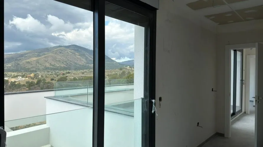 Villa de 3 chambres à Finestrat, Espagne No. 721 № 24