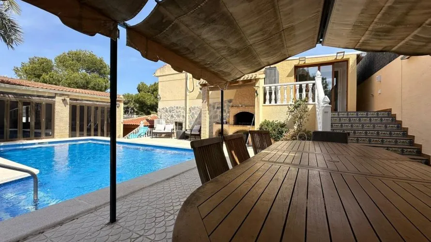Apartment de 4 chambres à Torrevieja, Espagne No. 755 № 27