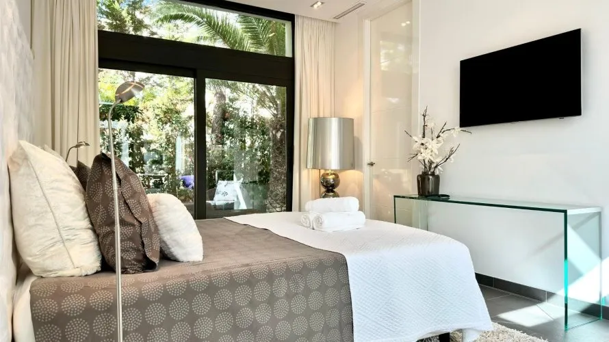 Villa de 4 chambres à Altea, Espagne No. 423 № 24