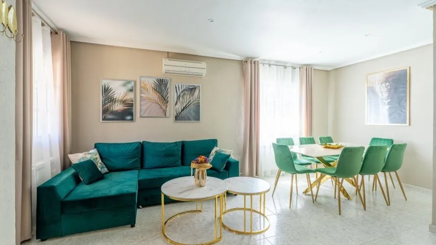Villa de 3 chambres à Torrevieja, Espagne No. 180 № 17