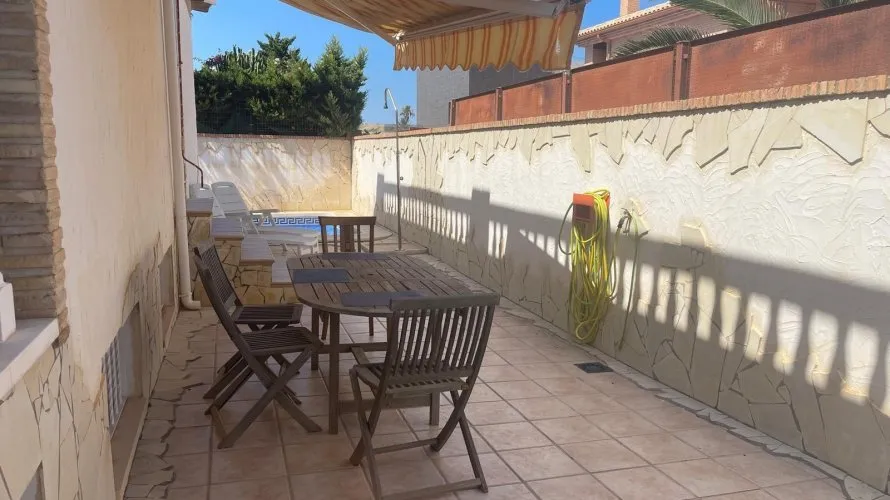 House de 5 chambres à Torrevieja, Espagne No. 569 № 20