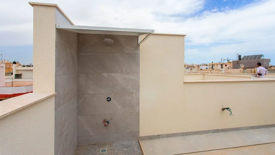 Apartment de 88m² à Torrevieja, Espagne No. 728 № 24